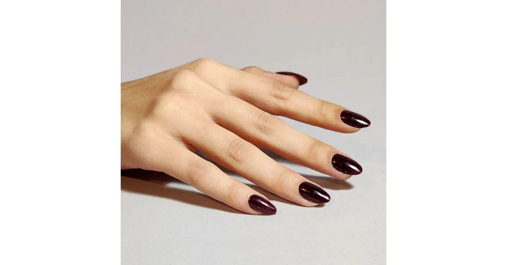 CND Vinylux - Poison Plum (Magical Botany collection 2023)