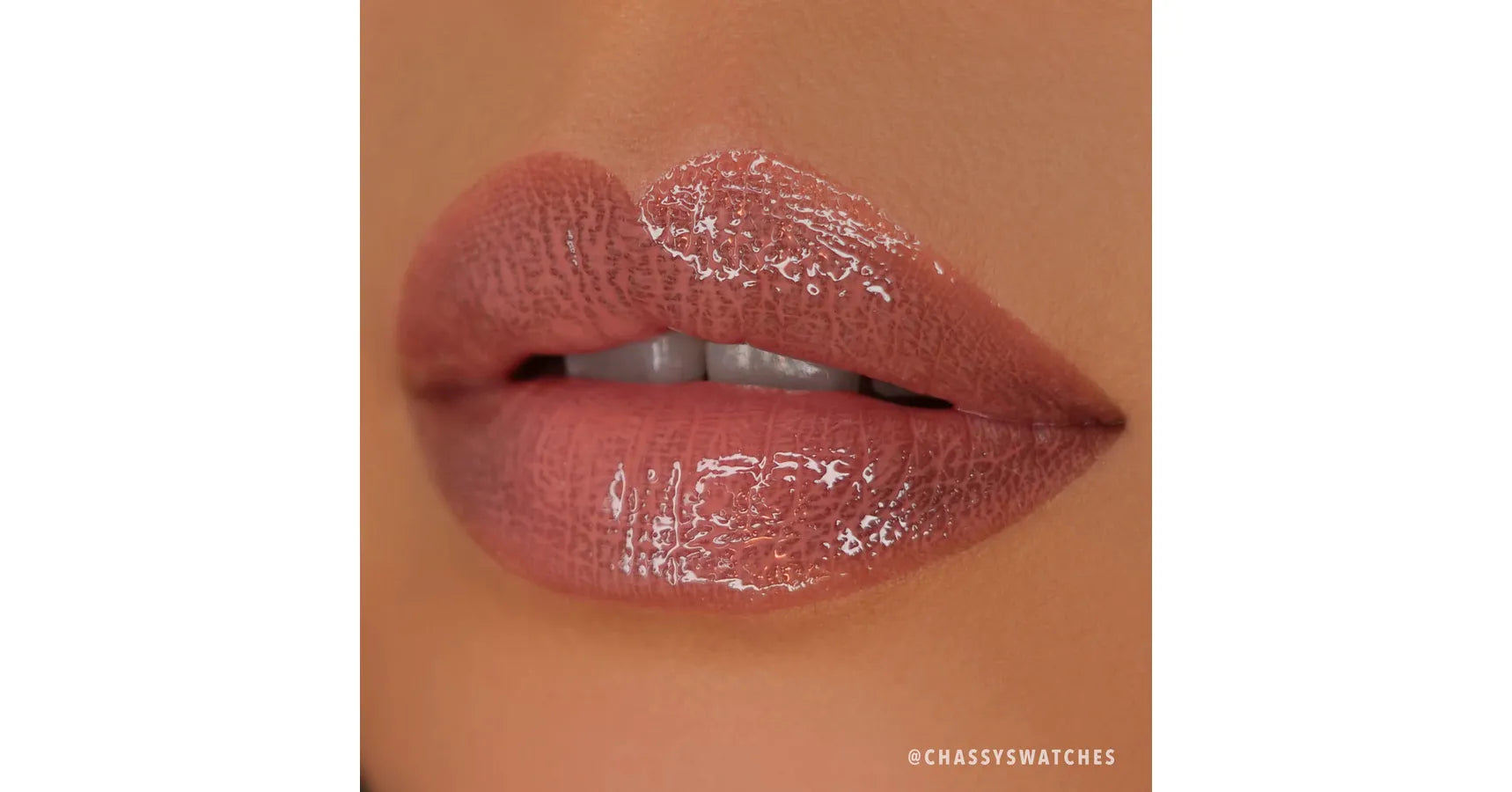 MOIRA Glow Getter Hydrating Lip Oil - Soft Peach