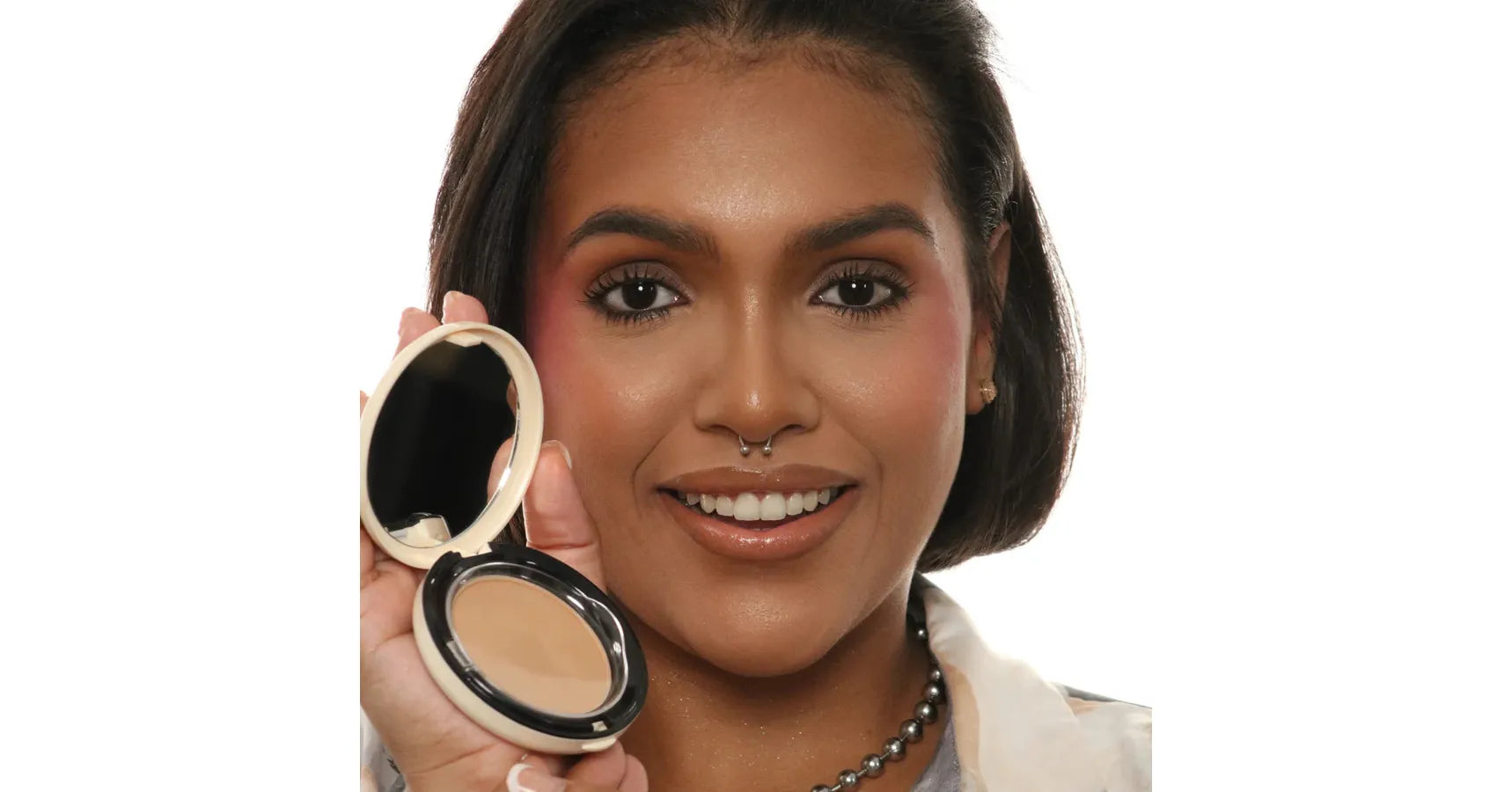 MOIRA Complete Wear Powder Foundation (500W)