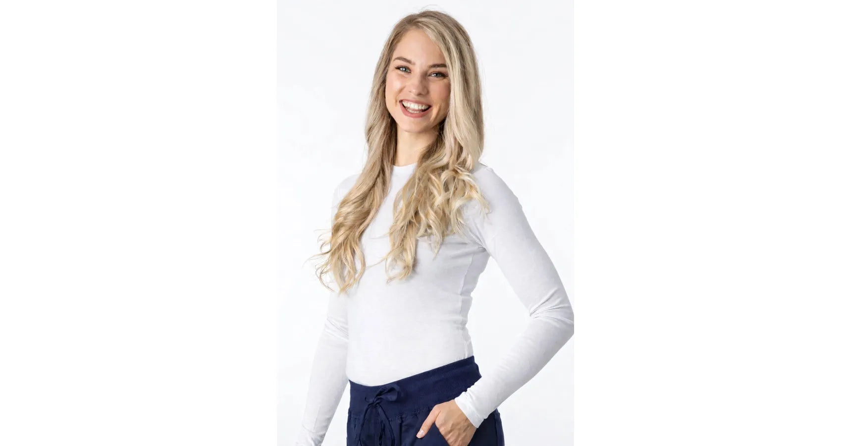 Greentown Flaunt Under Scrubs White XLarge